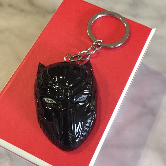 Black Panther Alloy Metal Black Keychain/New - Picture 1 of 4